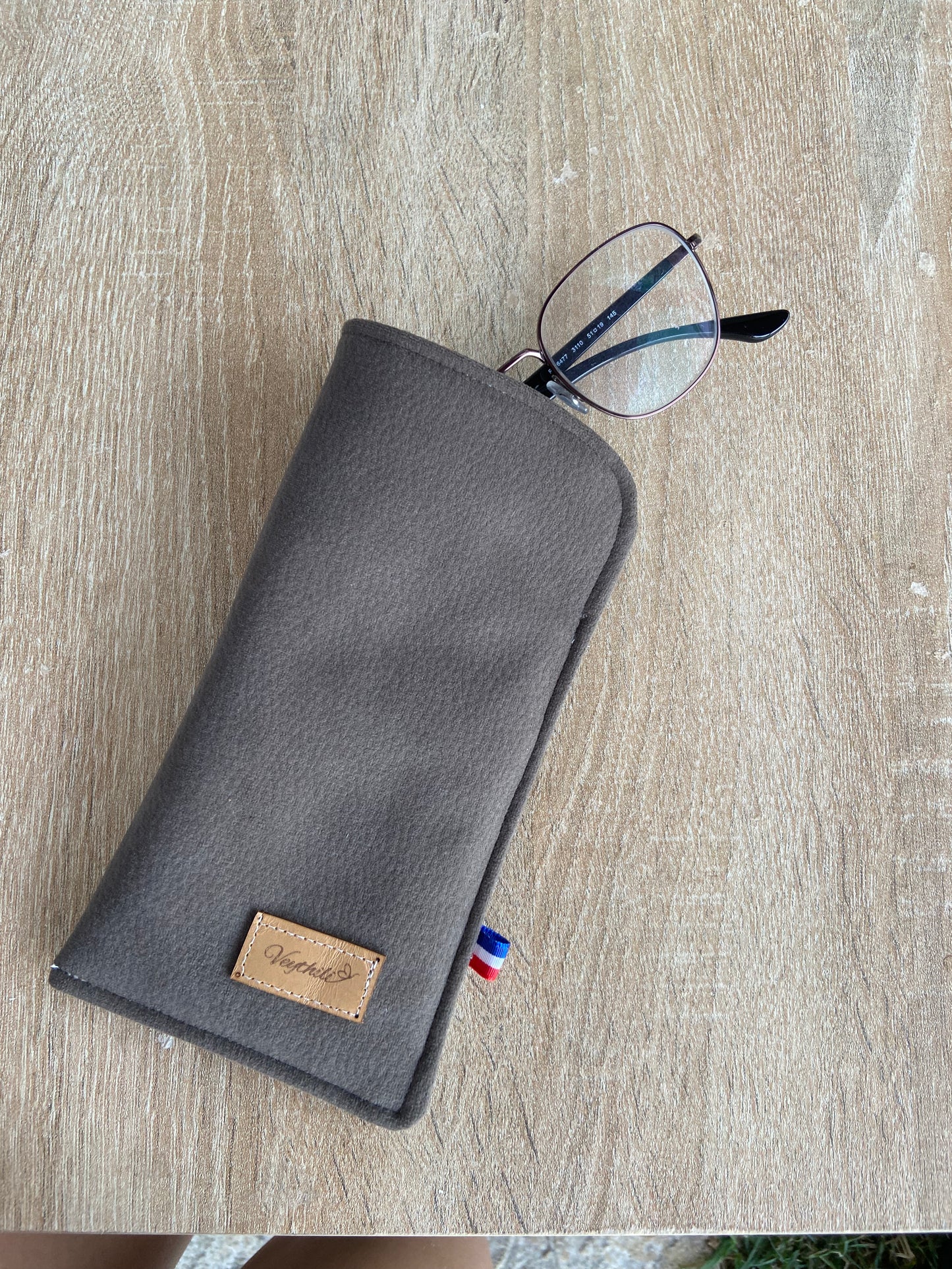 L'etui de Lunettes