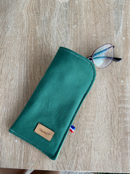 L'etui de Lunettes